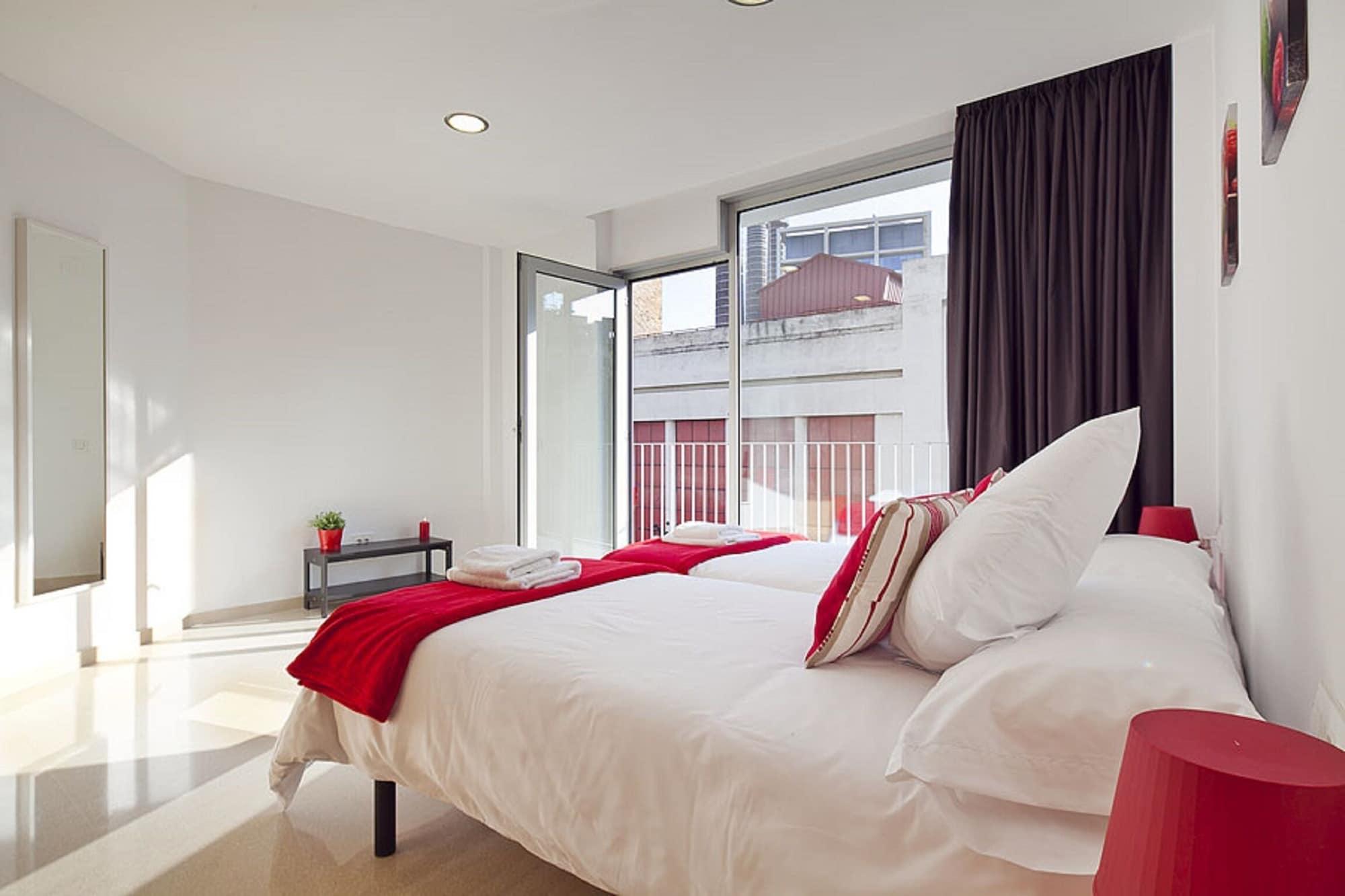 Charmsuites Nou Rambla Barcelona Exterior photo